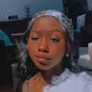 Meet your Posher, Alia.mitchell12